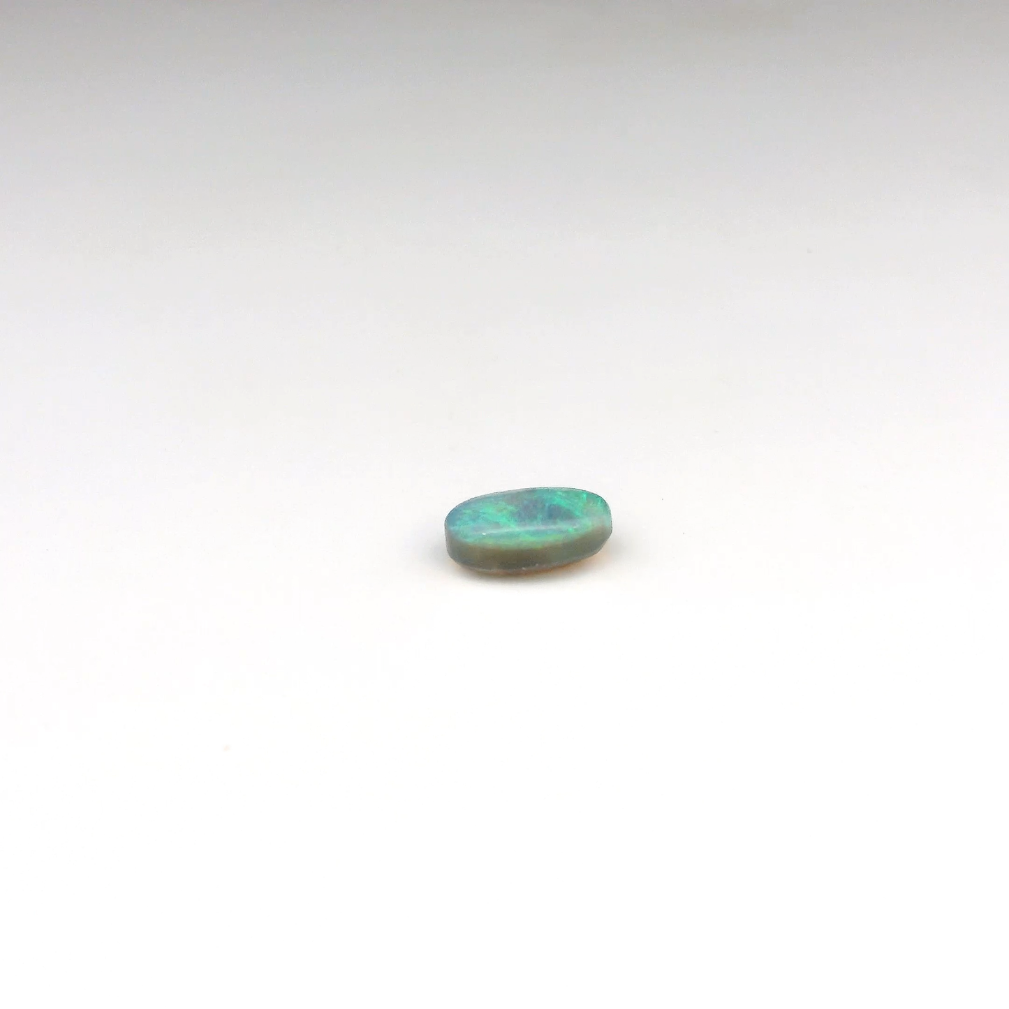 0.90ct Green, Blue Opal Gemstone