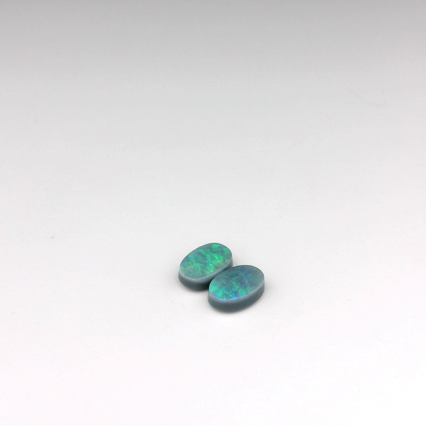 0.83ct Green, Blue Opal Gemstone Pair