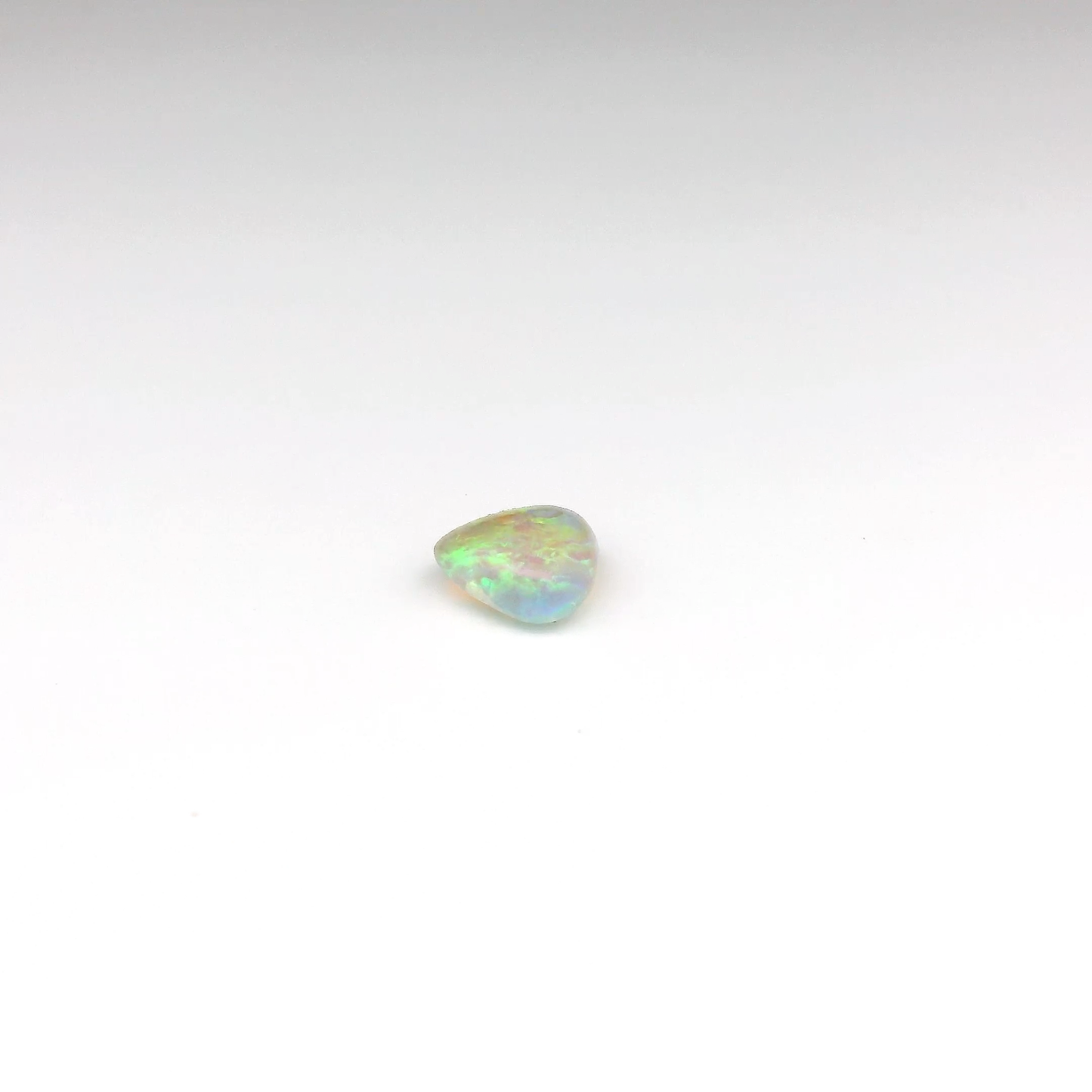 0.91ct  Orange, Green Opal Gemstone
