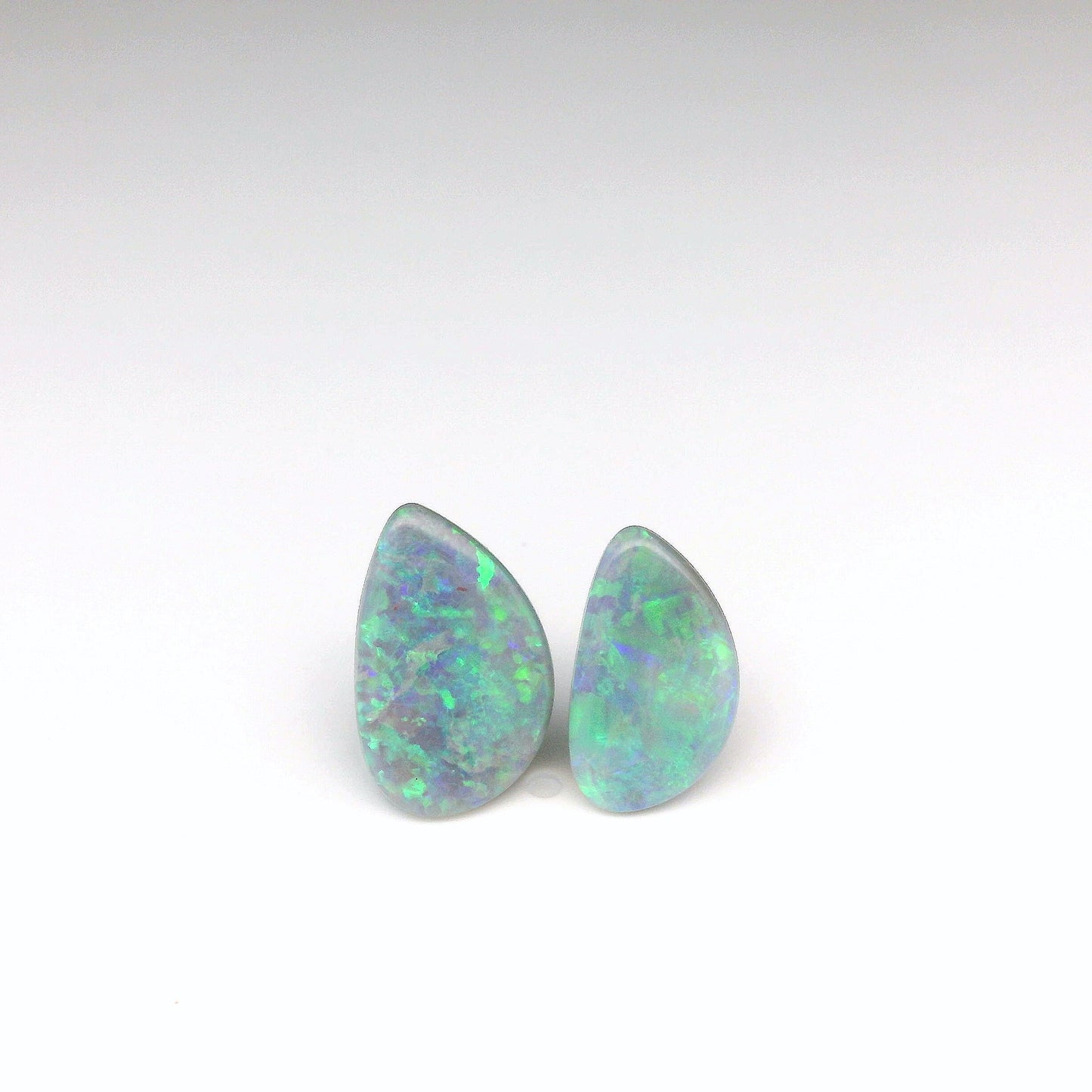 2.88ct Green Opal Gemstone Pair