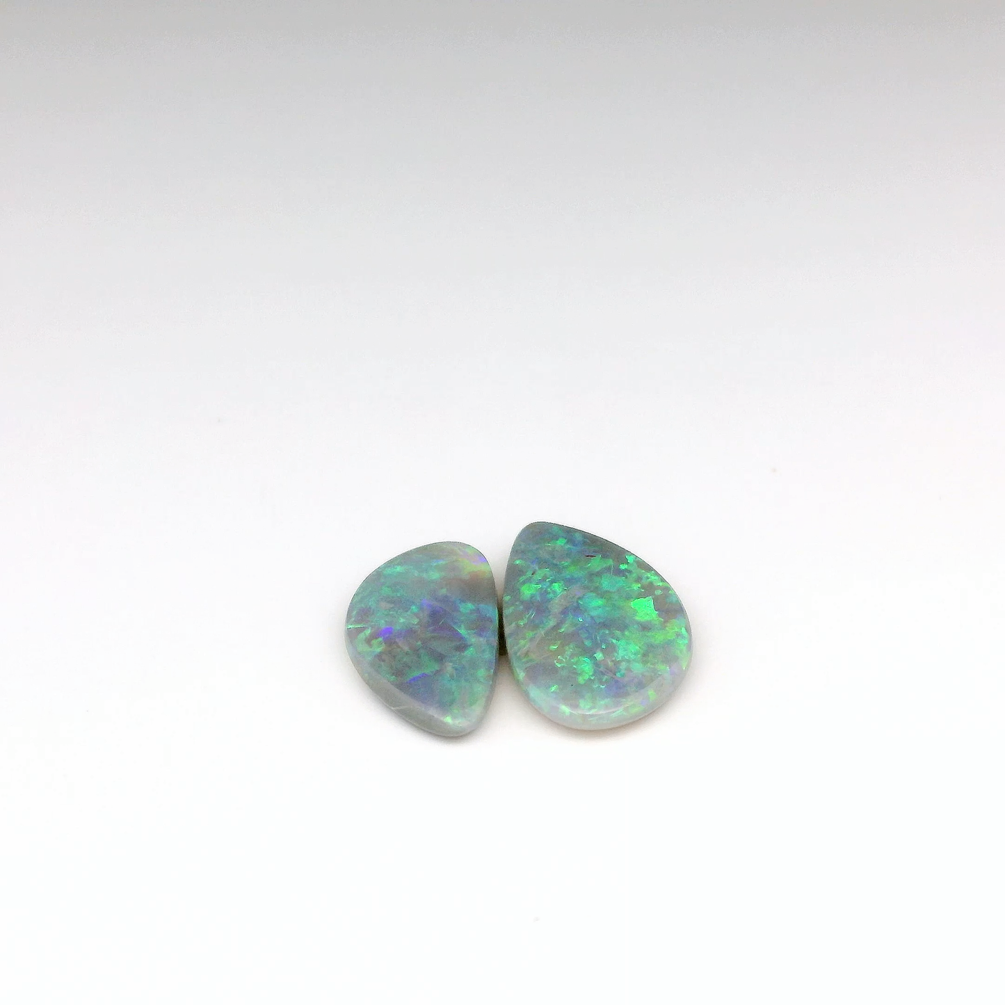 2.88ct Green Opal Gemstone Pair